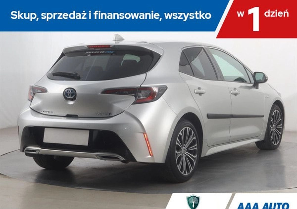 Toyota Corolla cena 107001 przebieg: 21412, rok produkcji 2021 z Miastko małe 301